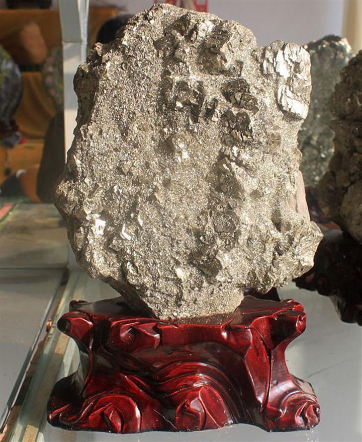 南宁茂发销售金矿石工艺品摆件