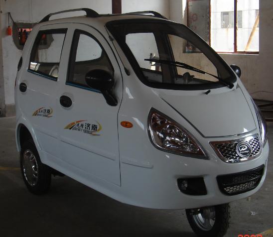 富路l17全封闭三轮摩托车图片 富路三轮车专卖店 富路三轮车配件