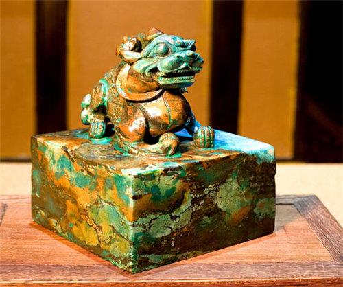 供应信息  关键词:传国玉玺 发布时间:2015/12/30  品    牌:中国艺术